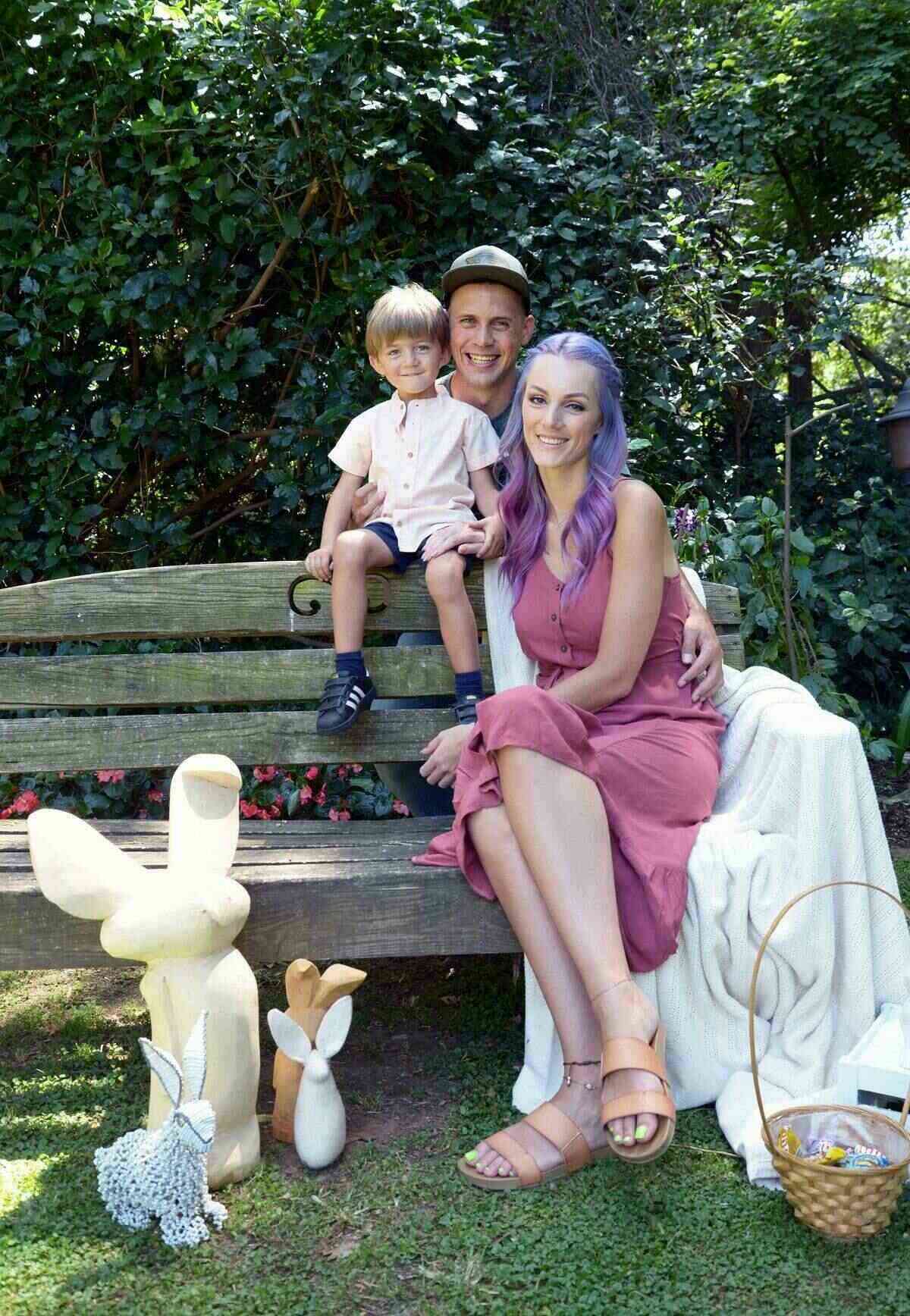 parents and son photo