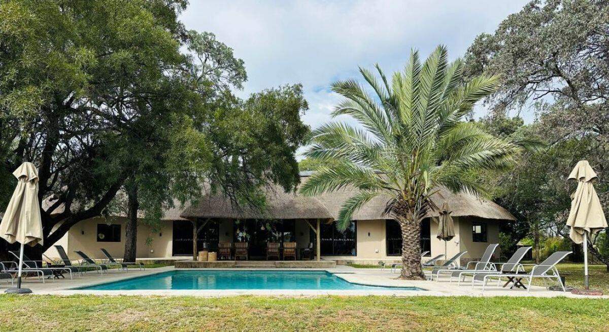 Mziki Safari Lodge