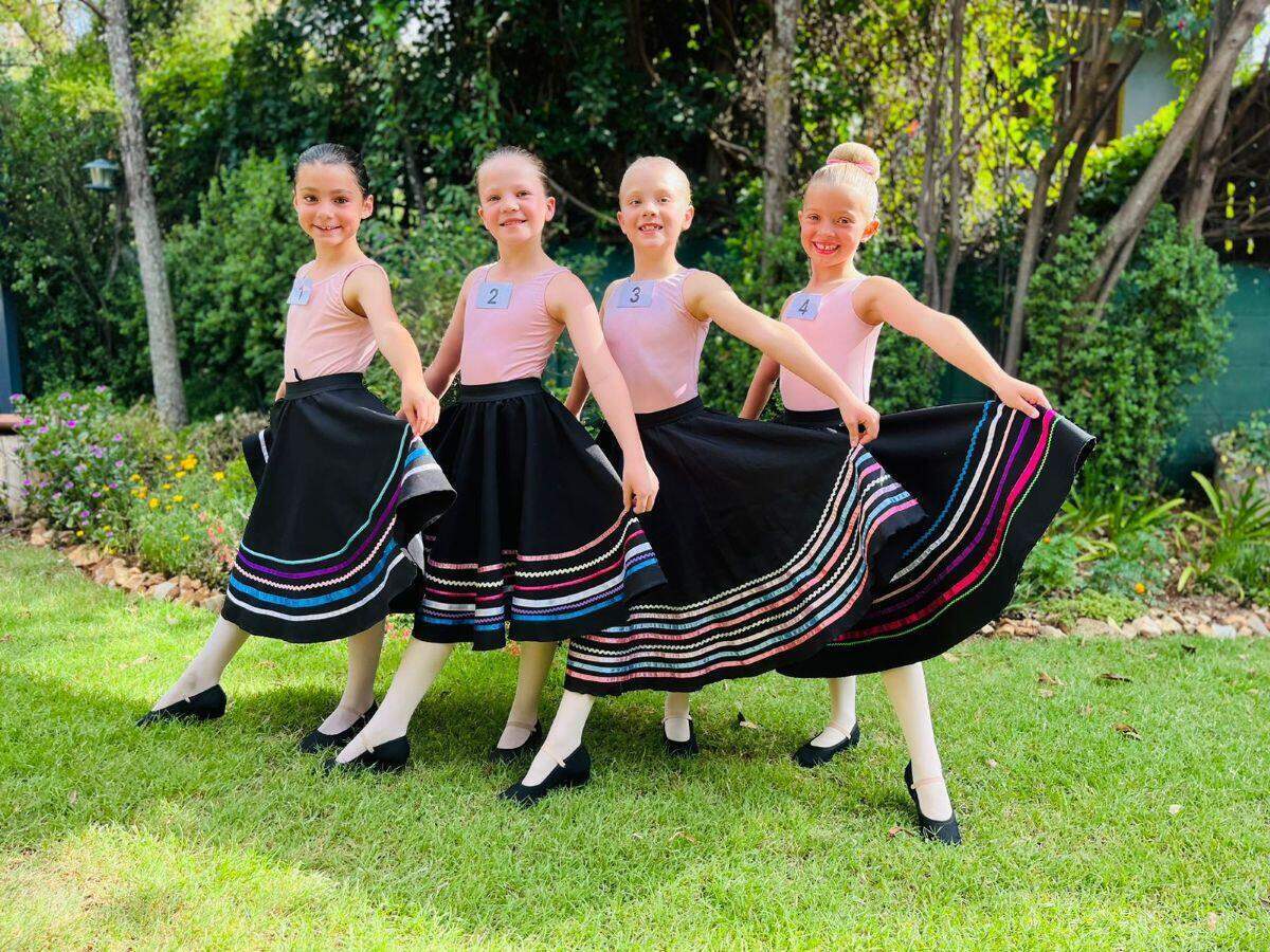 Up En Pointe Ballet School